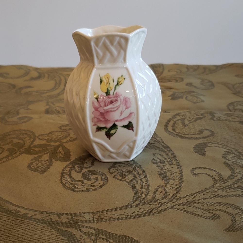 Belleek Bud Vase